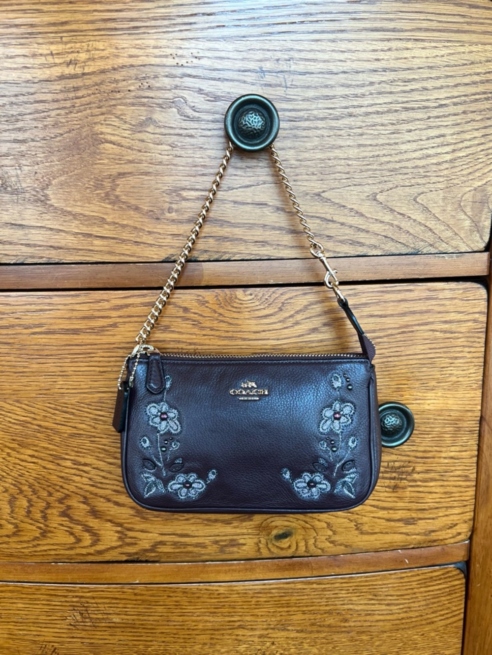 Coach Oxblood Floral Embroidered Large Leather Wristlet F11882 - Picture 13 of 14